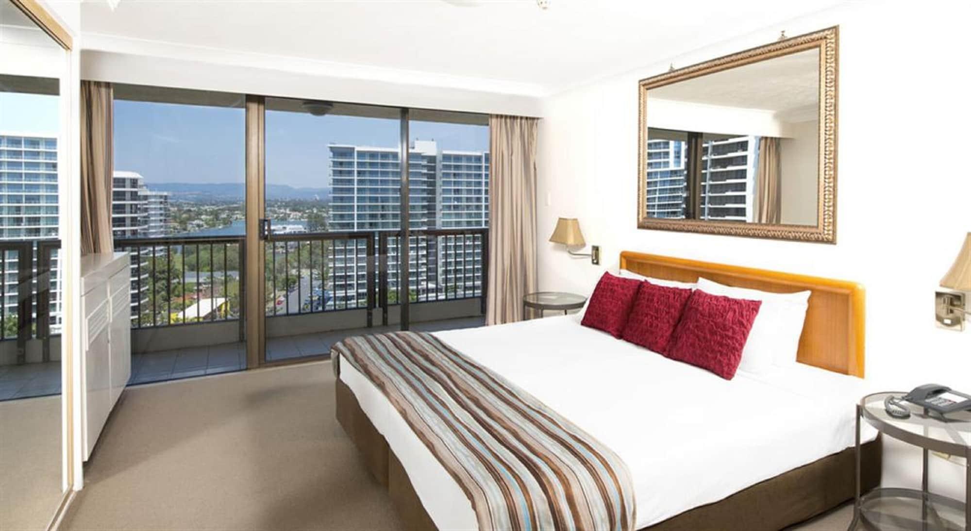 เบรคฟรี ลองบีช เซอร์เฟอร์ พาราไดซ์ Aparthotel โกลด์โคสต์ ภายนอก รูปภาพ